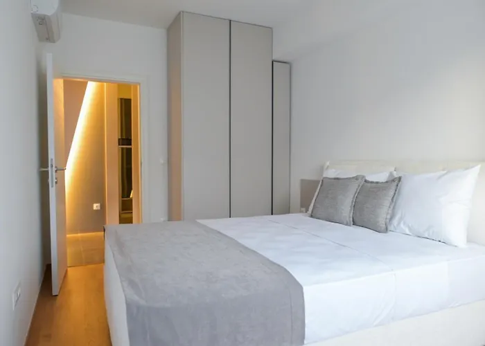 Luxury Living By Dazzie Appartement