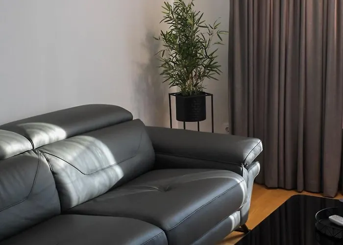 Luxury Living By Dazzie *